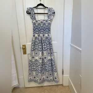 pretty little sister eyelet blue and white dress. fits S/M